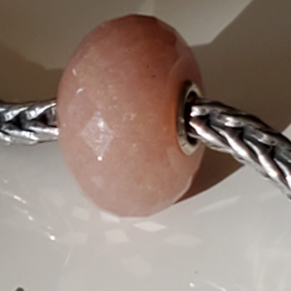 Trollbeads Feldspar Moonstone Bead